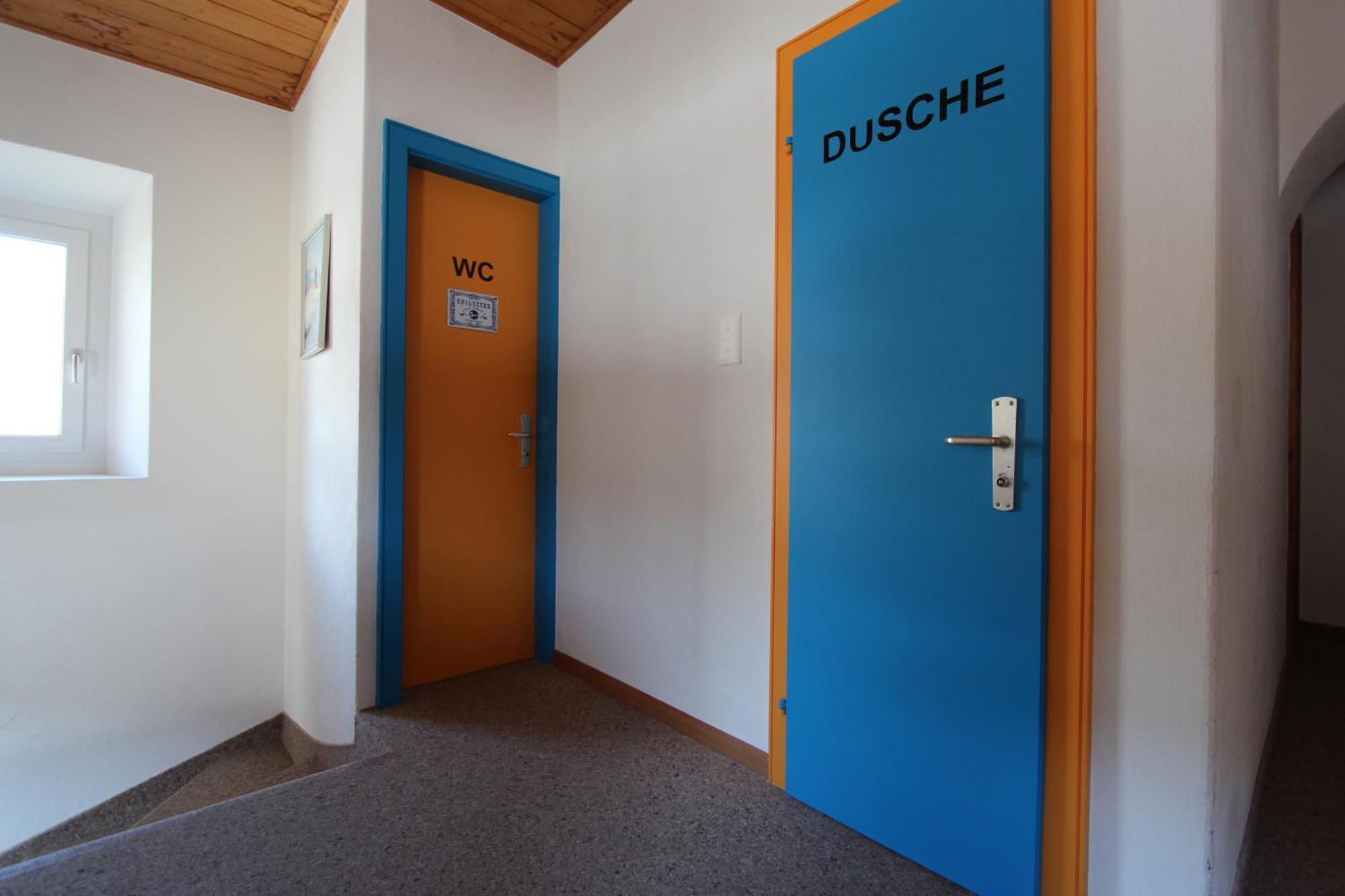 Hotel Al Rom Tschierv Стая снимка