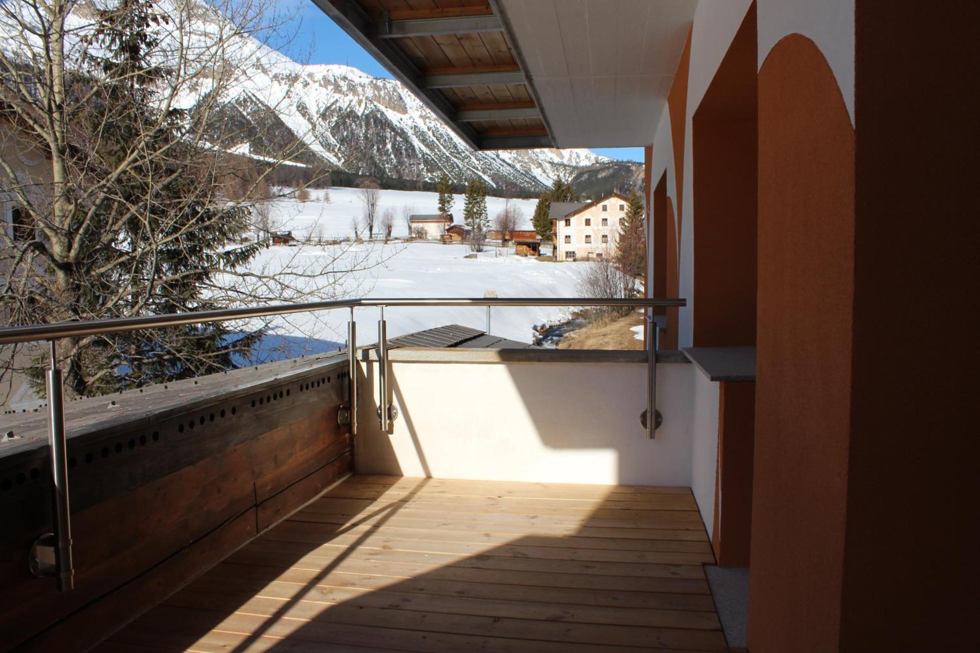 Hotel Al Rom Tschierv Стая снимка