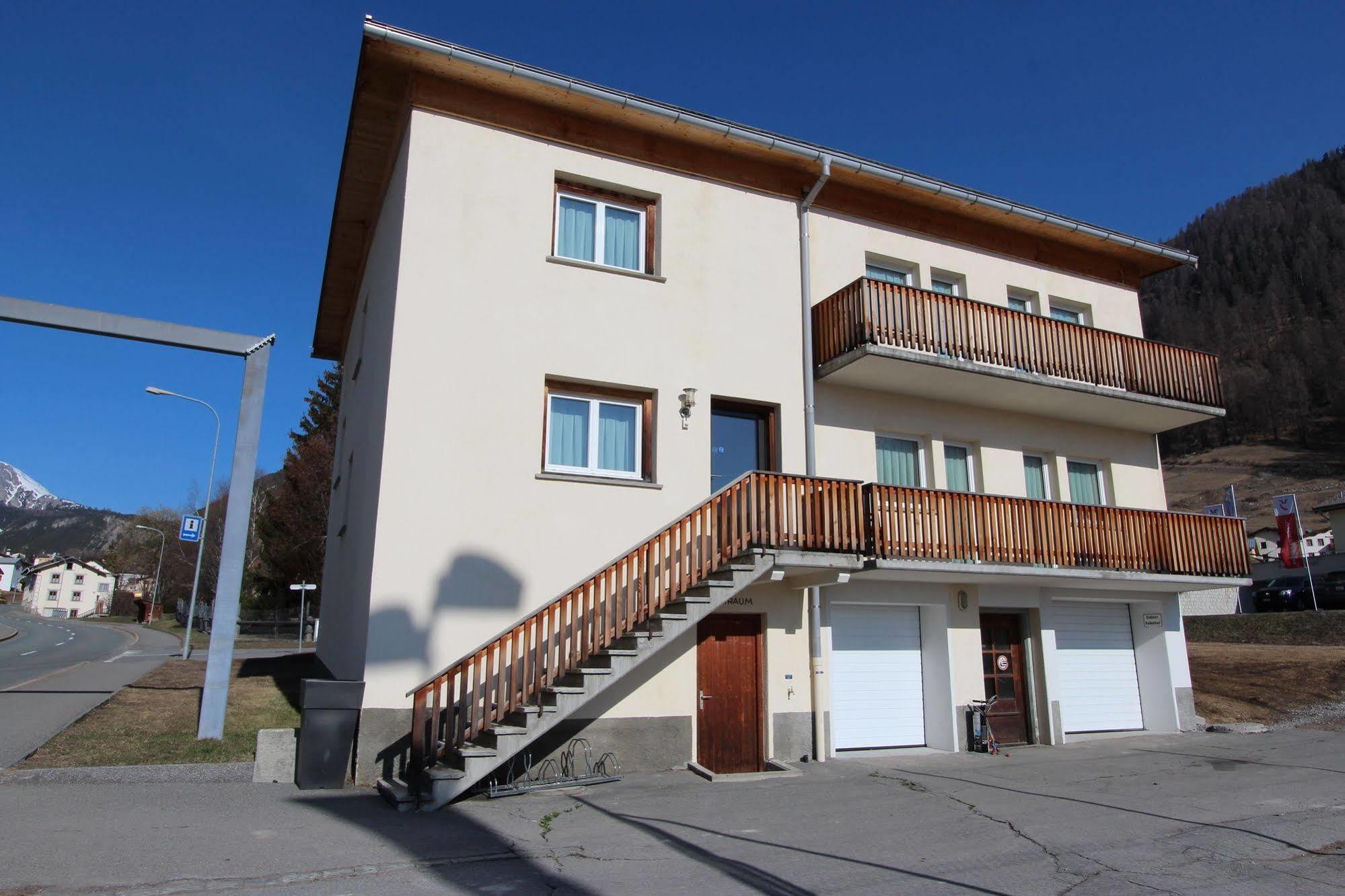 Hotel Al Rom Tschierv Екстериор снимка